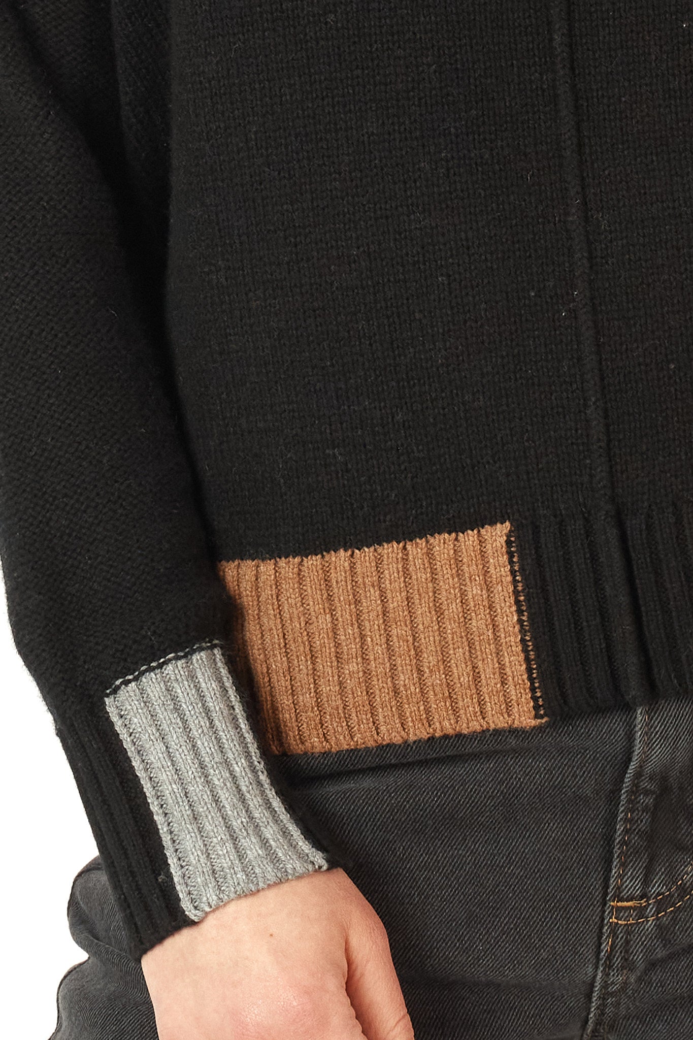 ZP7103 - Colour Block Jumper - Black