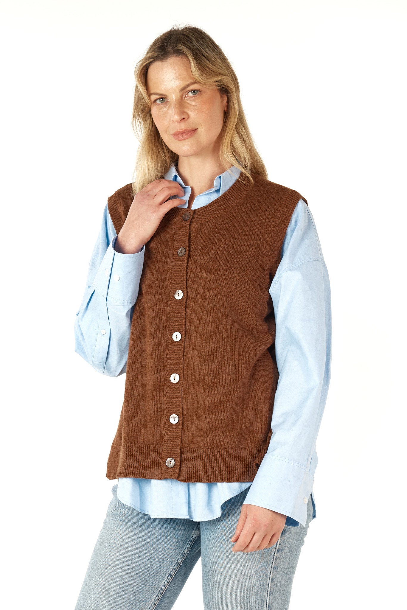 ZP7152 - Essential Button Vest - Coffee