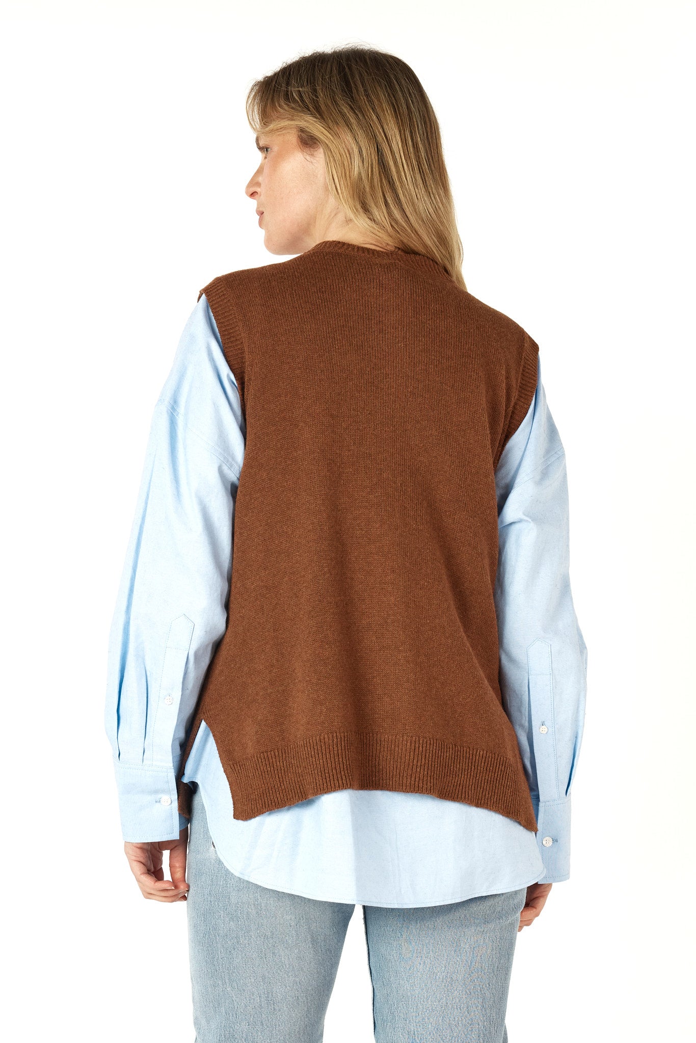 ZP7152 - Essential Button Vest - Coffee